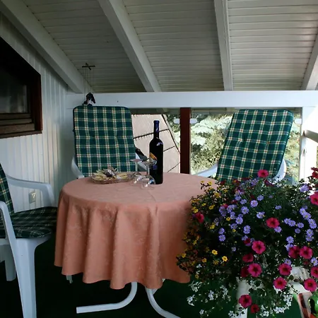 Ferienwohungen Ingrid Gevers * 施内沃丁根